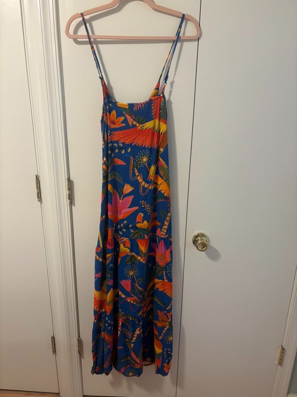 ## ✨ Farm Rio Vibrant Tropical Print Cover-Up ✨ - Picture 4 of 6